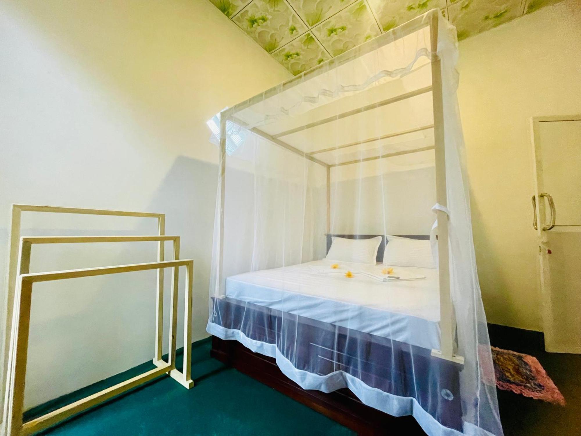 Hotel White Hill House Hiriketiya Dikwella Sur Exterior foto